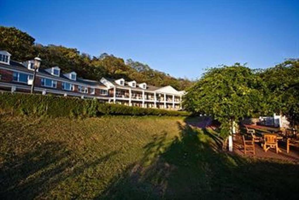 Hotel On The Hudson 3*